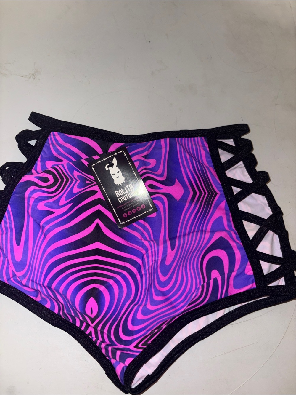 #503 NEW small shorts